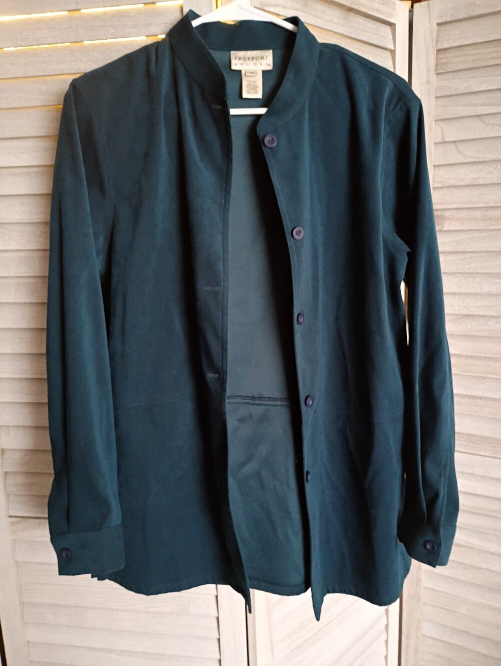 Freeport Studio Women's Size 10 Faux Suede Blue Green Full Button Shacket